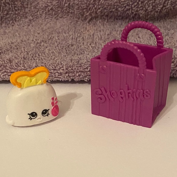 Shopkins Toys Shopkins Season 2 Toasty Pop With Bag Common Poshmark